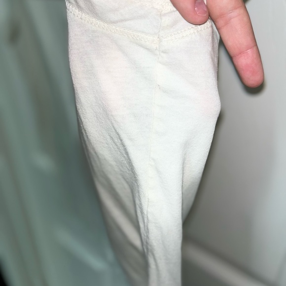 Bundle of 2 t-shirts Universal Thread cream with stripes and a Jimi Hendrix - Picture 9 of 9